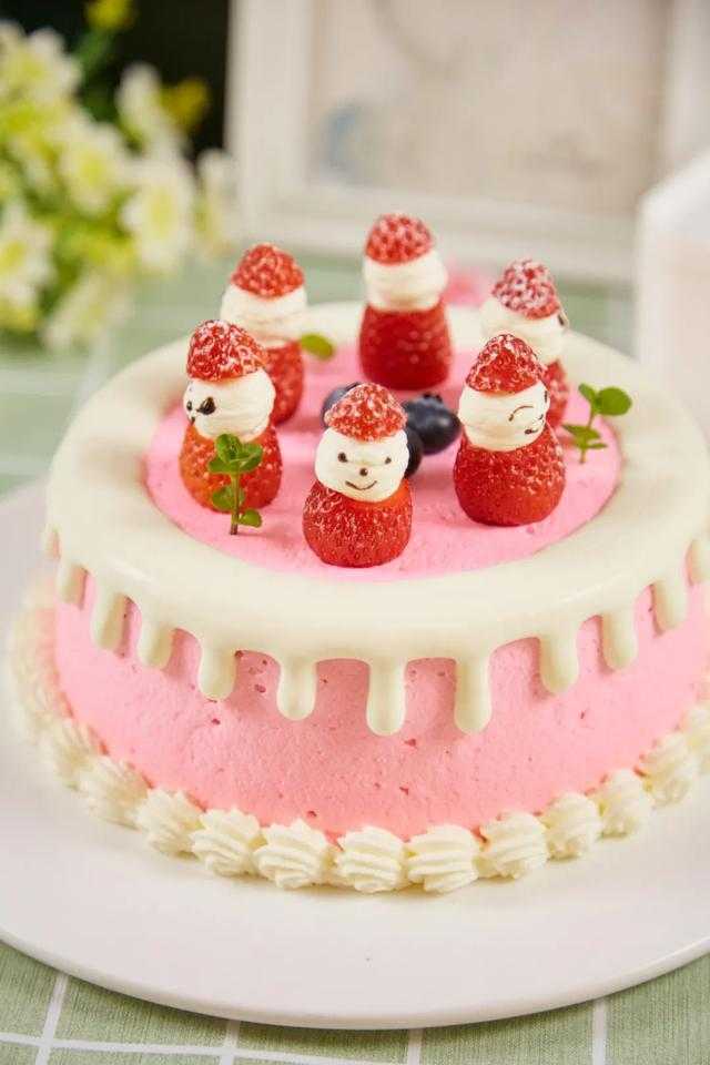 冬天的主场,属于草莓.