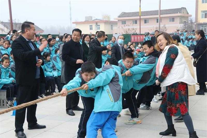 千阳县红山中学举行拔河比赛_资讯_中招网_中招考生服务平台_非官方